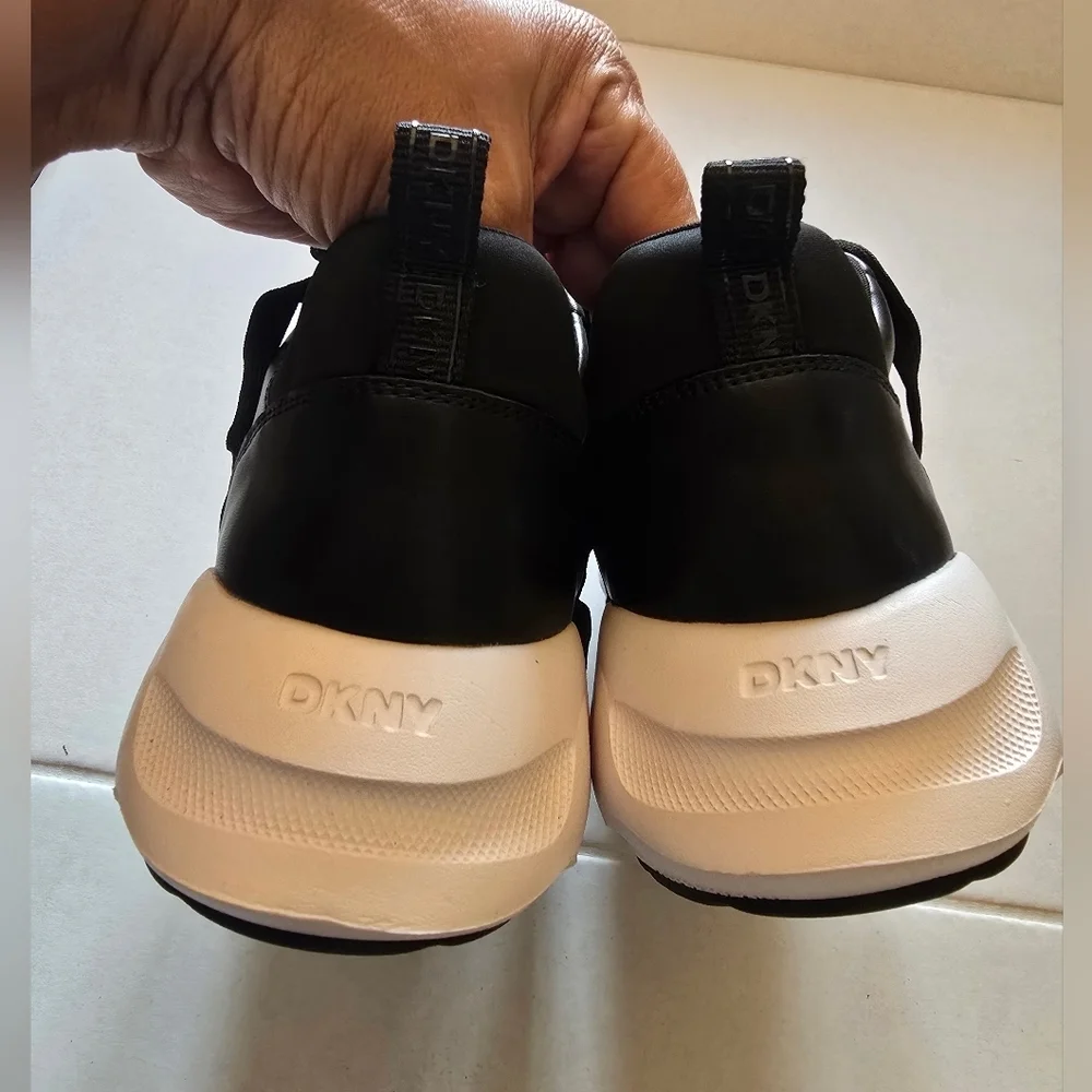 DKNY Chunky Faux Black Leather Sneakers Size 7.5